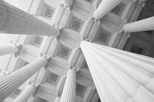 marble columns. - hükümet illüstrasyonlar stok fotoğraflar ve resimler
