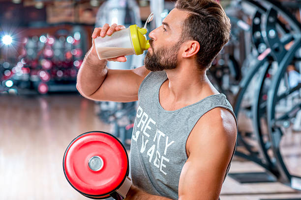 istock Man with sports nutrition 627229804