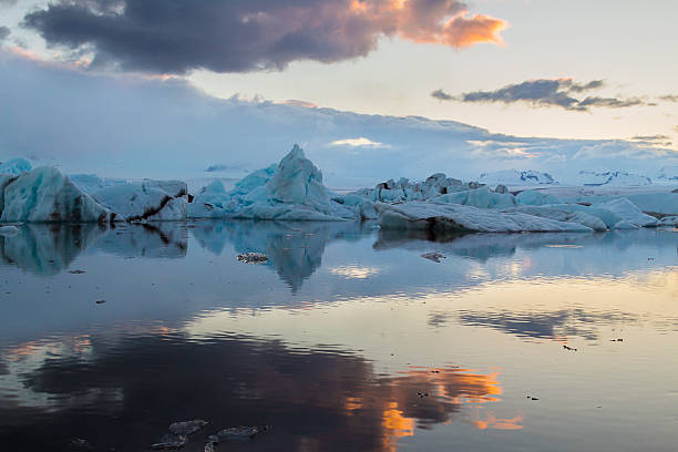istock Iceberg at Jokulsarlon glacial lagoon 627255076