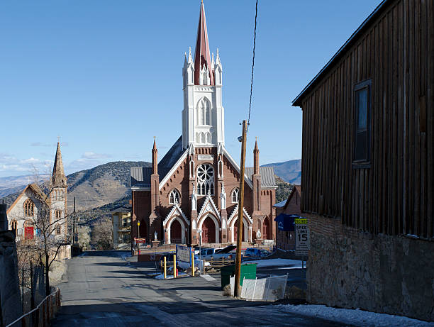 istock !900th Century Church 627261558