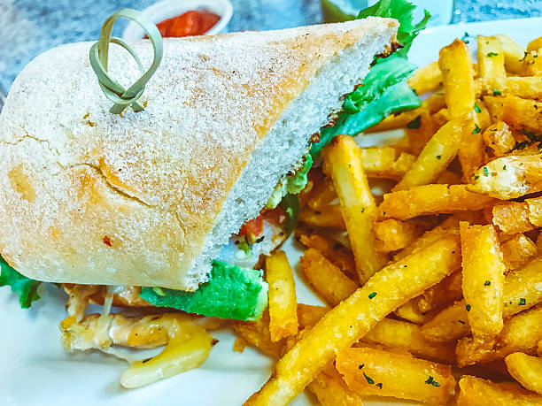 bio club sandwich - club sandwich sandwich french fries turkey foto e immagini stock