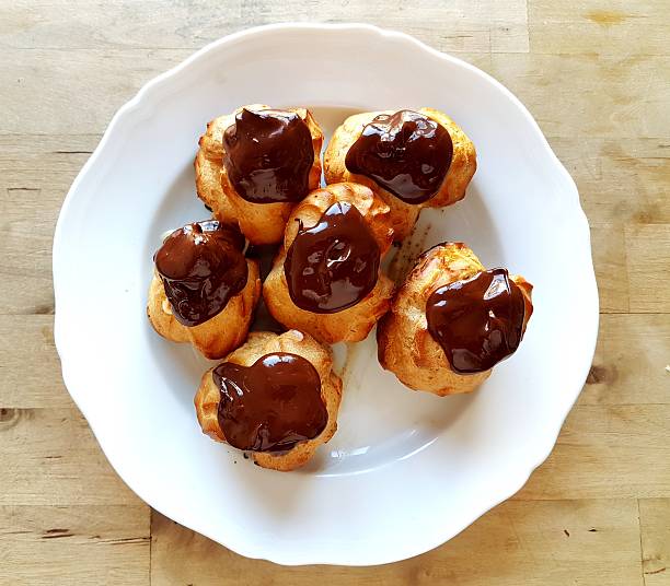 istock Italian pastries with chocolate cream 627317852