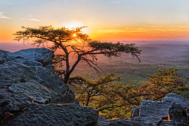 Sunset At Cheaha Overlook 1 Sunset At Cheaha Overlook In The Cheaha Mountain State Park In Alabama state park photos stock pictures, royalty-free photos & images