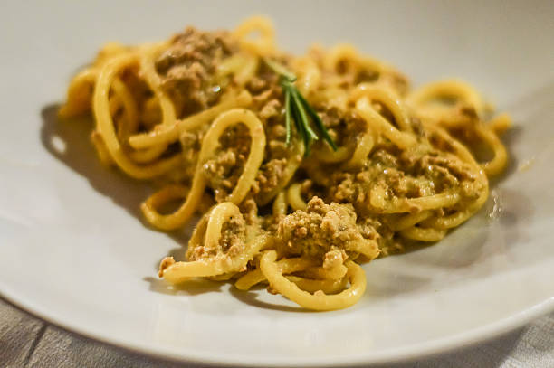 istock Bigoli with boar meat sauce and rosemary 627391004