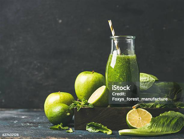 Smoothie With Apple Romaine Lettuce Lime And Mint Copy Space Stock Photo - Download Image Now