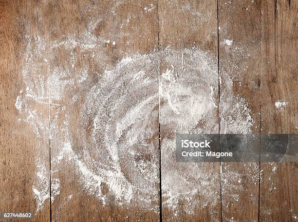 White Flour On Wooden Table Stock Photo - Download Image Now - Flour, Baking, Table