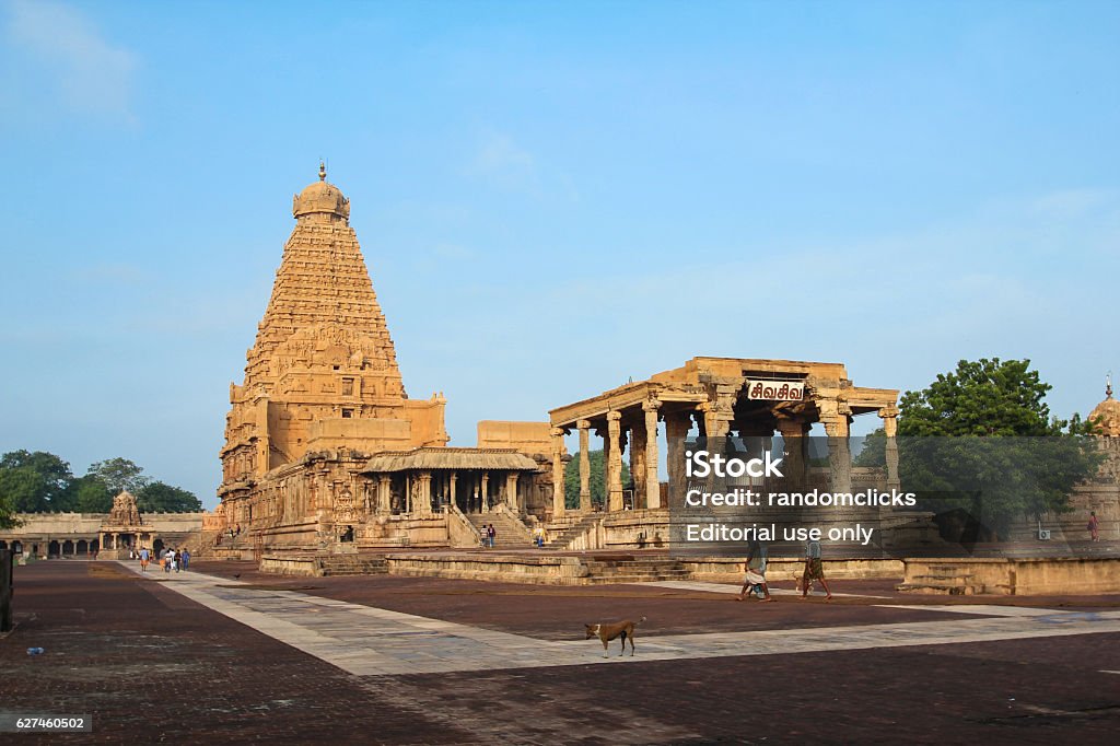 Tanjavur Brihadeshwara Templetamilnadu India Stock Photo - Download Image  Now - Temple - Building, Thanjavur, India - iStock