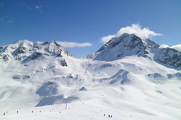 istock Snowy mountains with ski, snowboard piste 627672796