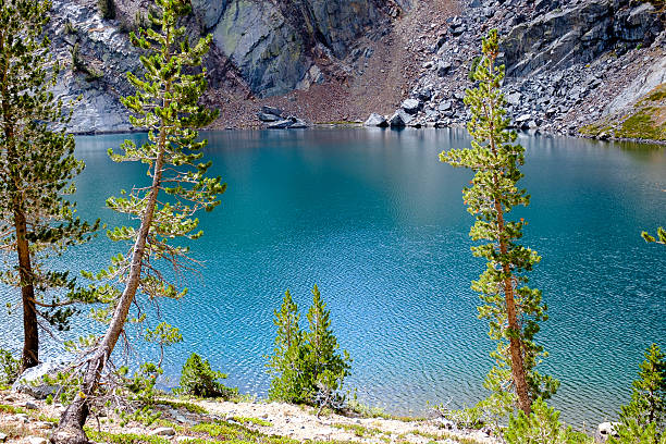 istock John Muir Trail - Banner Peak 627863628