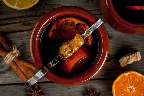 istock Traditional German Christmas drink Feuerzangenbowle 627870040