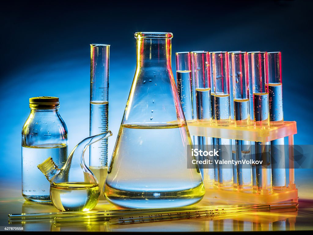 Different Beaker Names Different Laboratory Beakers And Glassware Stock Photo - Download Image ...