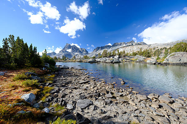 istock John Muir Trail - Banner Peak 627873012