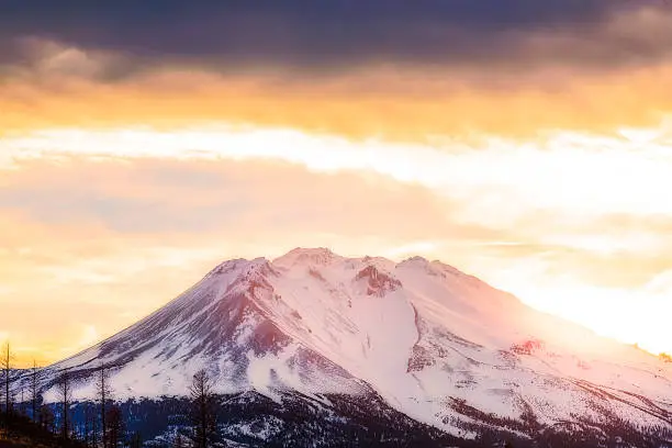 Photo of scenic view of mt Shesta when sunset in California,usa.