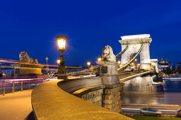 istock Illuminated Chain Bridge and Basilica in Budapest at night 627916960