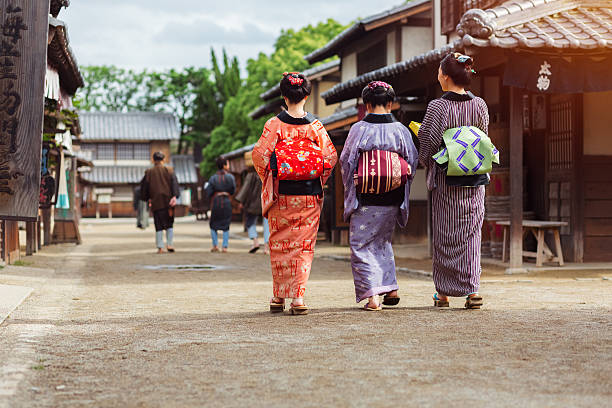 istock Geishas in Kyoto 627929234