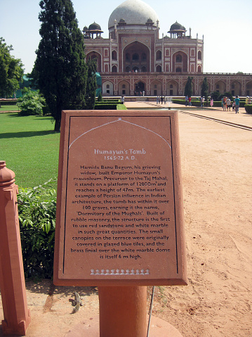 New Delhi, India - October 4, 2011: Site plaque and the Humayun's Tomb in background.
