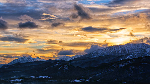 istock Sunrise in the Polish Tatra mountains 627992360