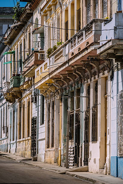 istock Facades of Havana 628013452