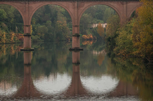 istock Railway bridge in Albi, France 628095340