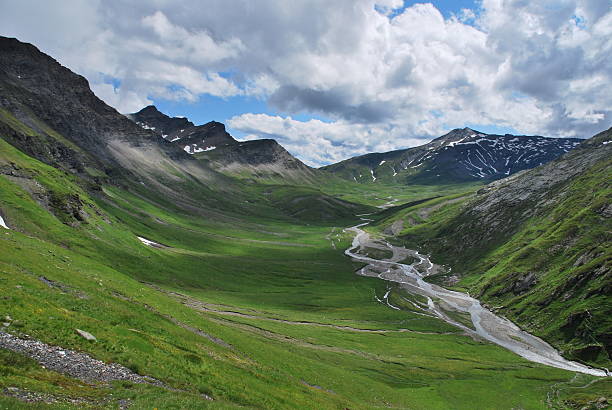 врин, швейцария - graubunden canton surselva panoramic scenics стоковые фото и изображения