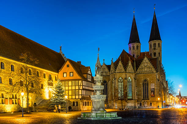 istock Evening light on the streets in old Braunschweig 628192478