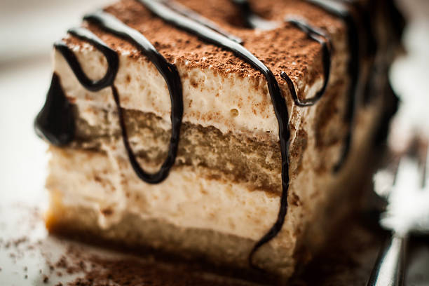 тирамису торт - dessert tiramisu gourmet food стоковые фото и изображения