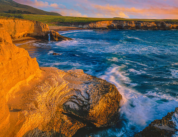 istock California Coast shoreline at Montana De Oro State Park, CA 628219244