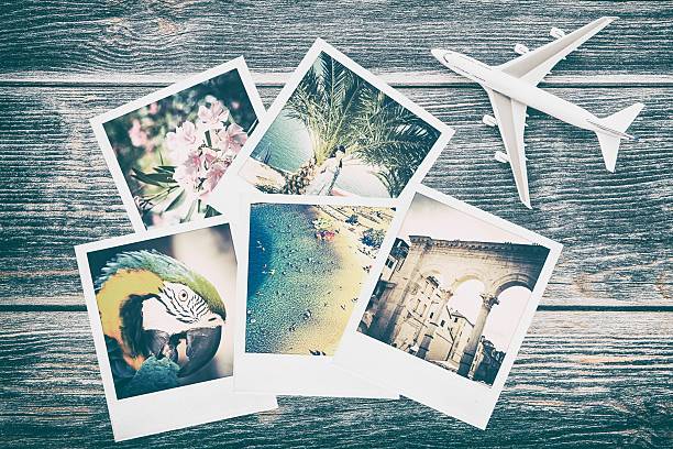 foto flugzeug reise ansicht reisende fotoalbum - polaroid transfer fotos stock-fotos und bilder
