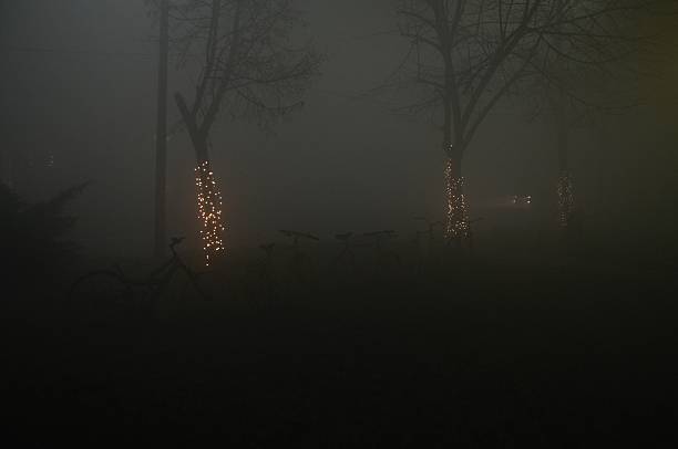 istock Fog in the city 628390752