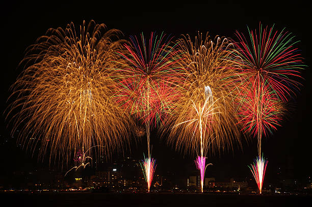 istock Fireworks display of Lake Suwa 628505492