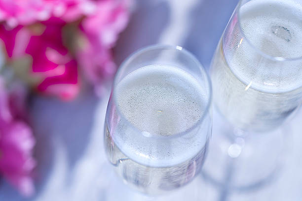 istock Close up of Champagne or Prosecco 628508598
