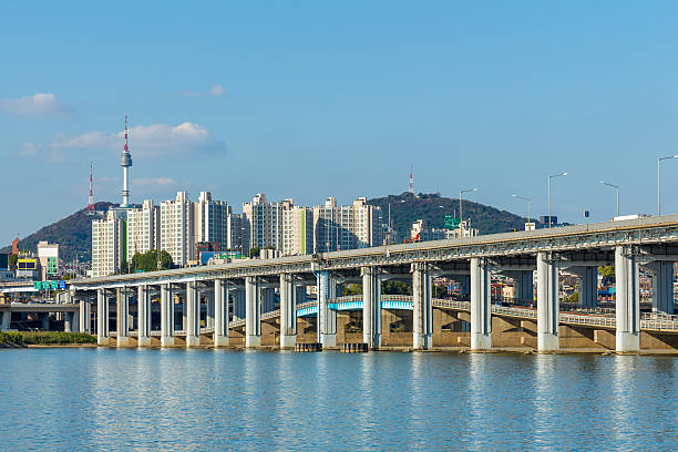 istock Seoul skyline in daylight 628540526