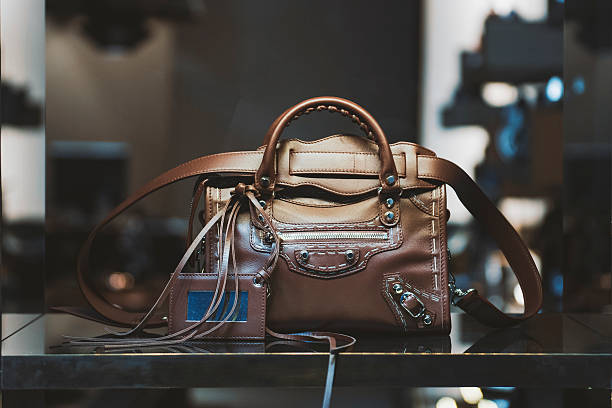 istock Luxury women handbag 628541238