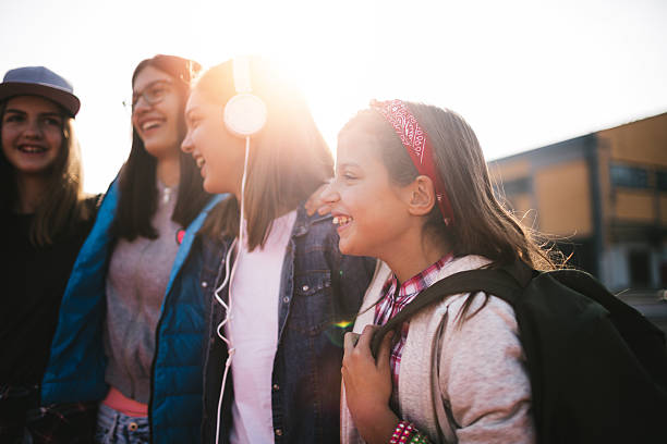 istock Teenage friendship 628541746
