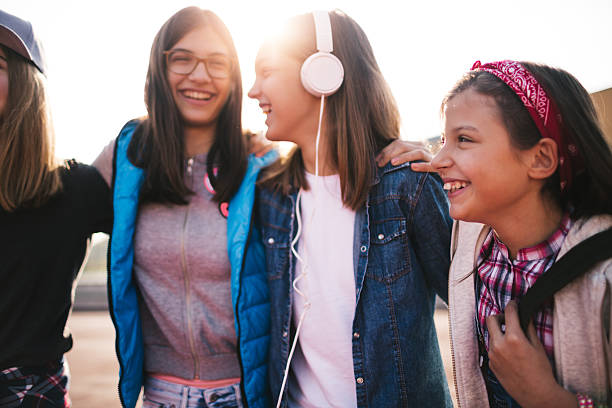 istock Teenage friendship 628542002