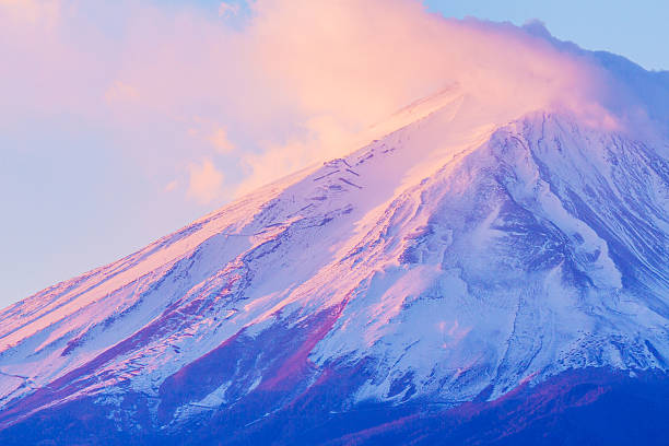 istock Mt.Fuji in the morning 628565732