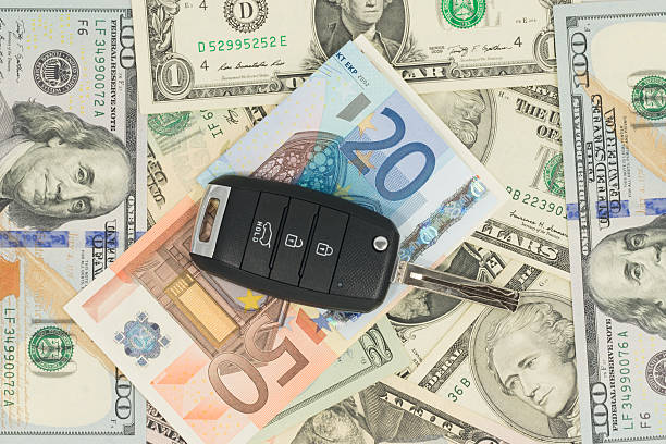 istock Keys from the car on money 628566212
