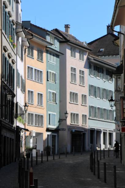 istock switzerland - zurich, old town 628610892