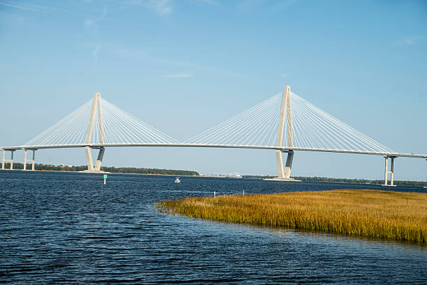 istock Beautiful steel bridge over waters. 628616932