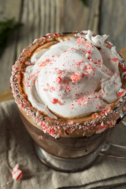 istock Homemade Peppermint Hot Chocolate 628617184