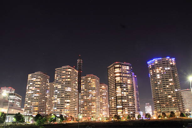 istock High-rise condominium in Yokohama Minatomirai 21 (night scene) 628660016