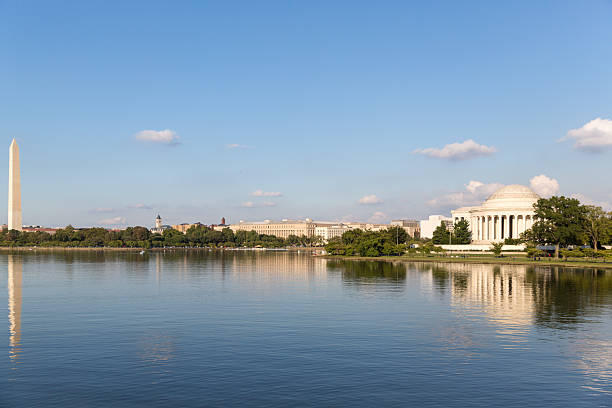 istock The monument and Thomas Jeffersen Memorial 628710528