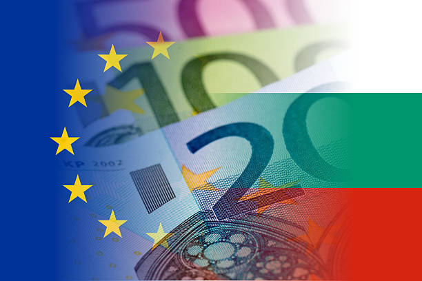 bulgarie et drapeau de l’ue avec billets en euros - bulgarie photos et images de collection