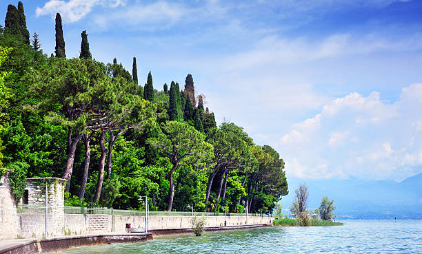istock Lake Garda, Italy 628751058