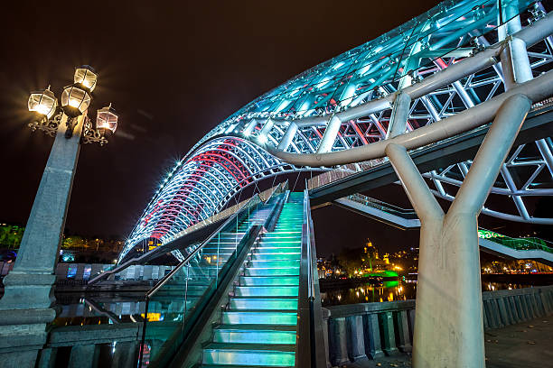 istock Pedestrian bridge of peace over the Mtkvari (Kura) River 628759332