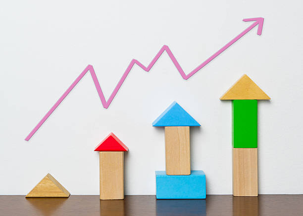 istock Growing graph for children educational toy playing. 628760264