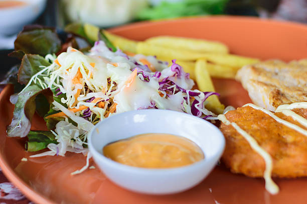 vegetable salad or mixed salad dish , vegetable salad