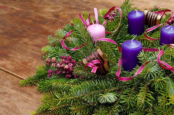 istock Christmas wreath advent wreath with copy space 628857838