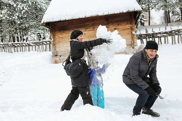 istock Happy family on winter vacation 628865582