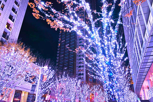 istock Roppongi Keiryozaka Christmas illumination 628914458
